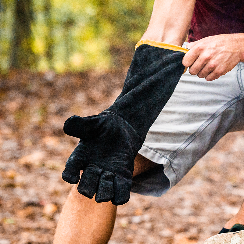 Lodge Large Leather Gloves