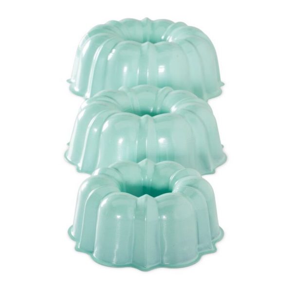 3 Piece Tiered Bundt Set