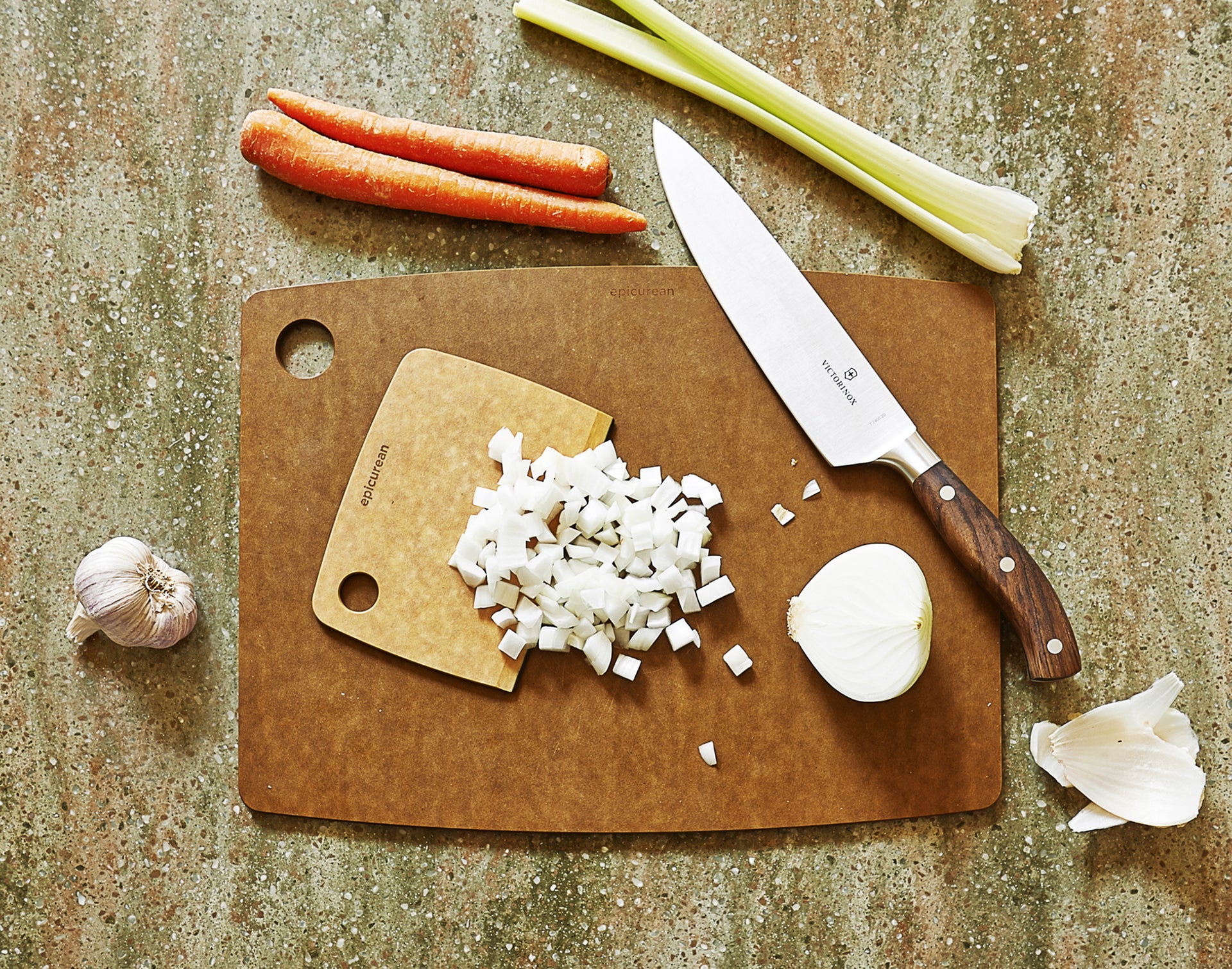 epicurean-utensils-food-scrapers-natural-slate-01804060102-env1.jpg