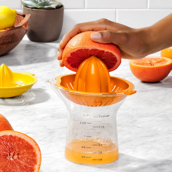 OXO Good Grips Large 2-in-1 Citrus Juicer
