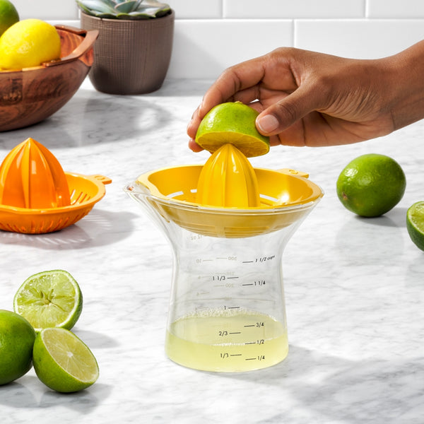 OXO Good Grips Large 2-in-1 Citrus Juicer