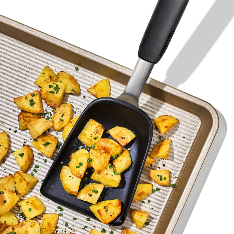 OXO Good Grips Roast & Fry Scoop
