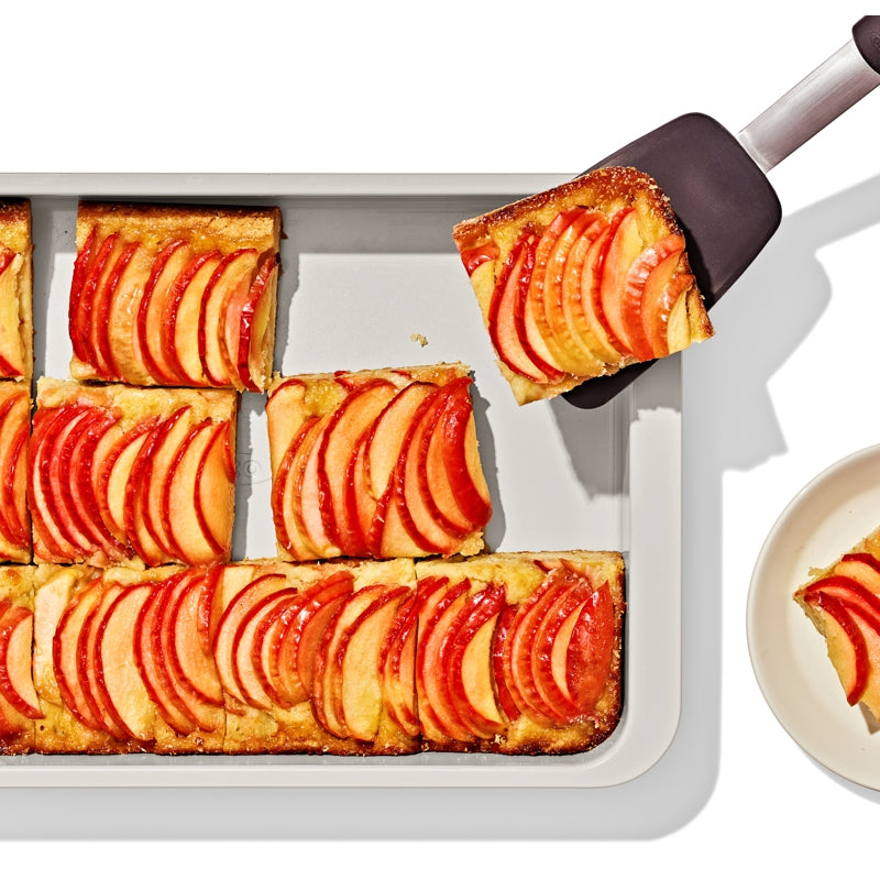 OXO Good Grips Non-Stick Pro Ceramic Rectangular Cake Pan