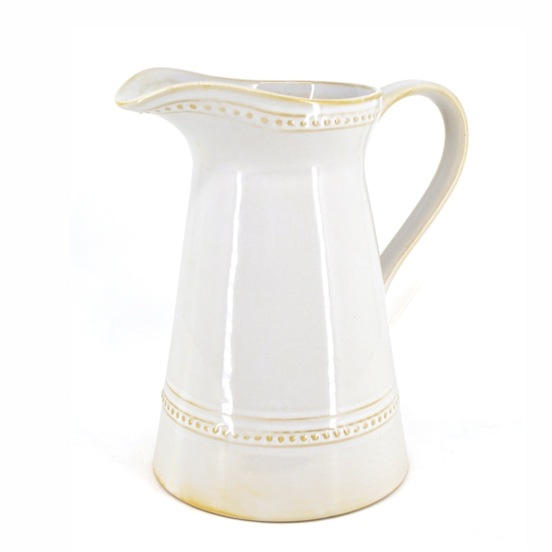 La Petite Cuisine Textured Pitcher