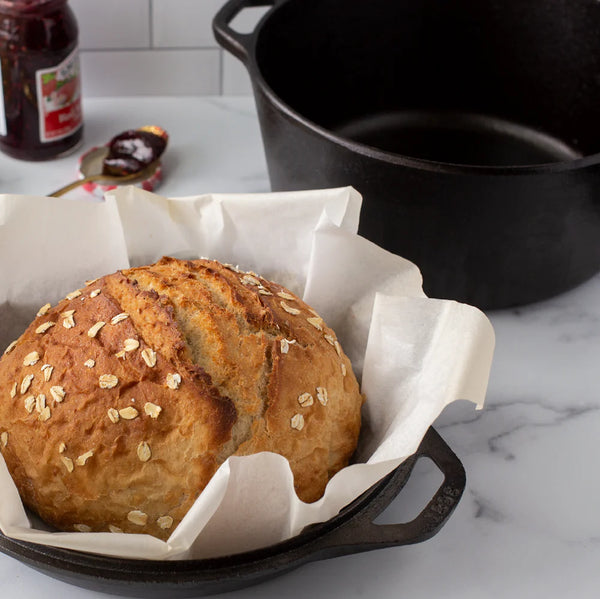 Lodge 5 qt Cast Iron Double Dutch Oven