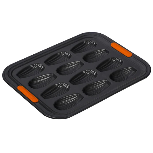 Le Creuset 12 Cup Madeleine Tray