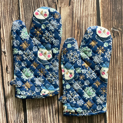 Mahogany Snowman and Snowflakes Mitt - Set of 2