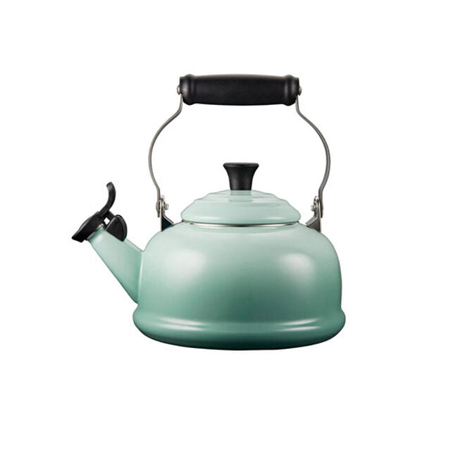 Le Creuset Classic Whistling Kettle - 1.7 L (1.8 QT)