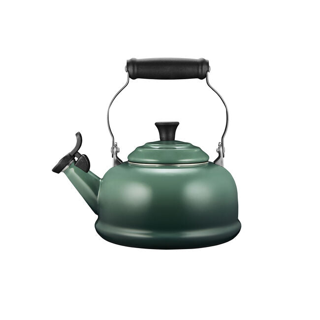 Le Creuset Classic Whistling Kettle - 1.7 L (1.8 QT)