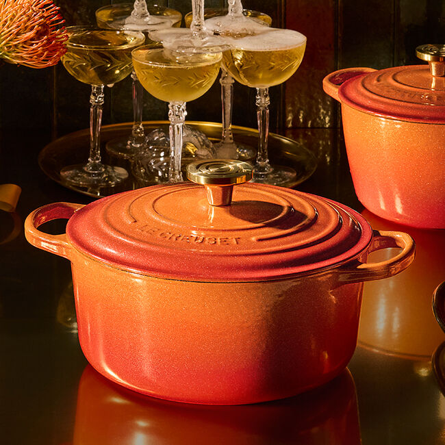 Le Creuset Round Dutch Oven - 5.3L (Flamme Dorée)